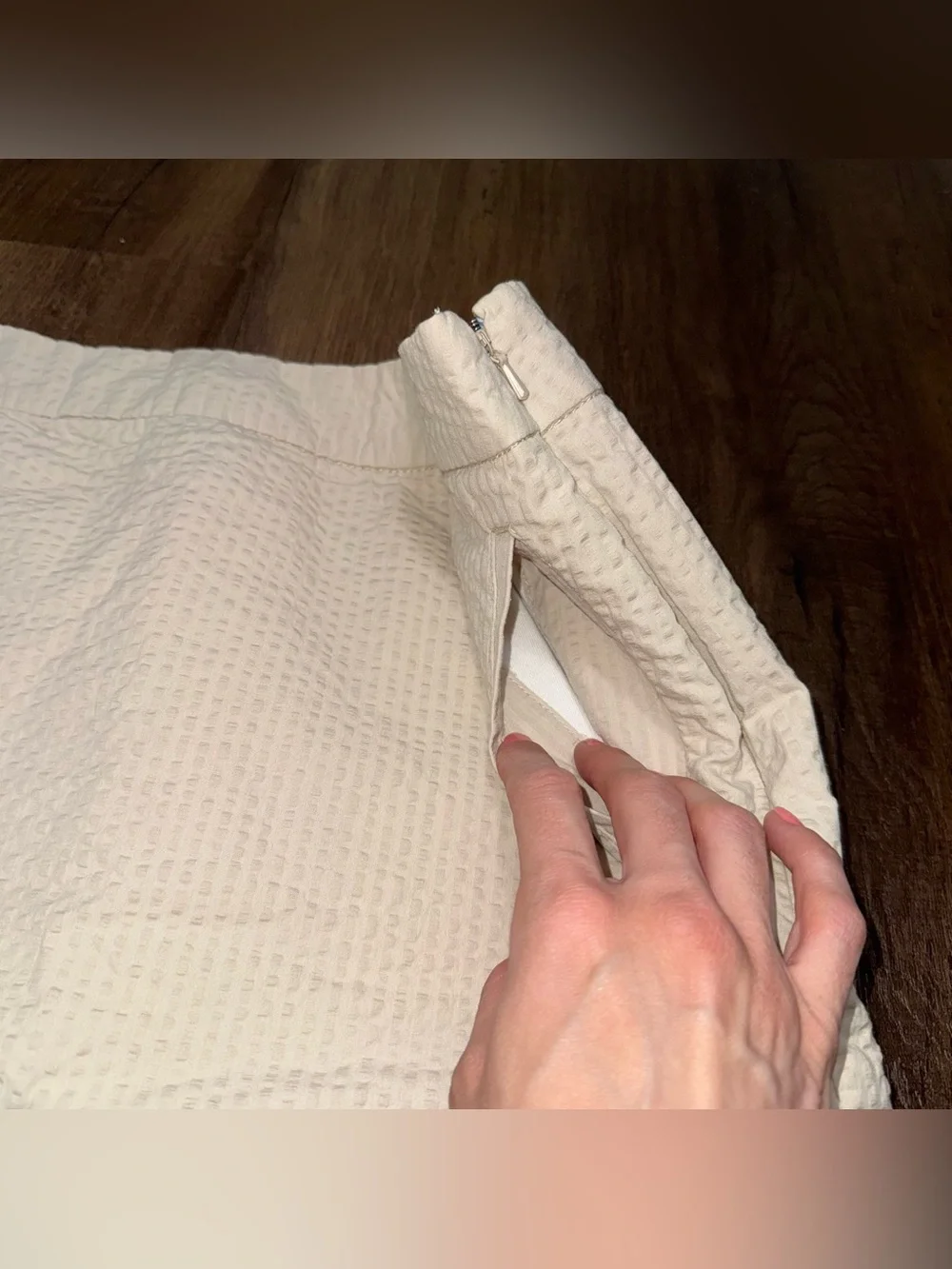 L.L.Bean Women’s Beige Seersucker Straight Mini Skirt